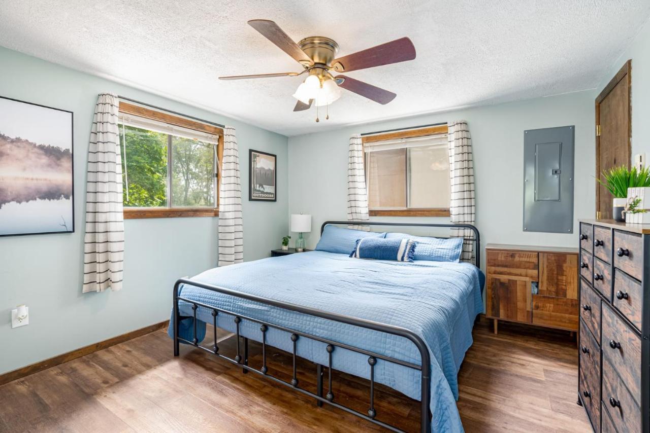 Hedgesville Quaint Loft Cabin W Hot Tub, Firepit, Deck & Grill מראה חיצוני תמונה