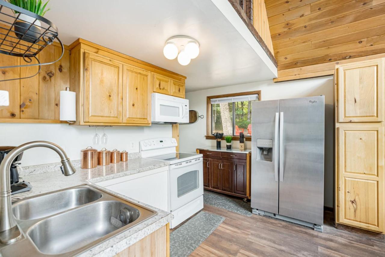 Hedgesville Quaint Loft Cabin W Hot Tub, Firepit, Deck & Grill מראה חיצוני תמונה